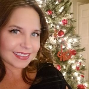 Meet your Posher, Erika